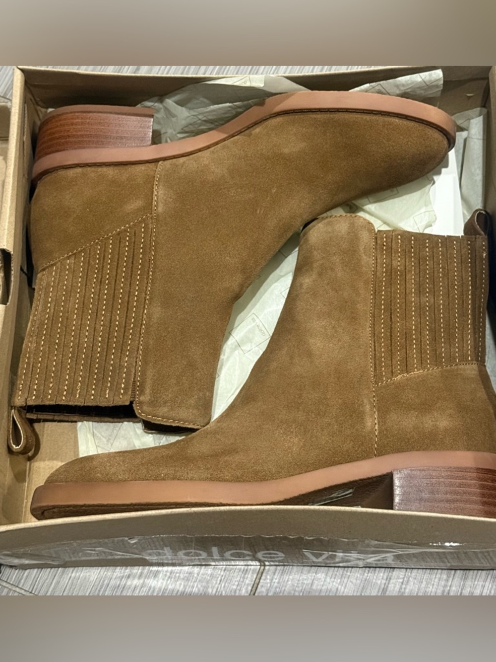 Dolce Vita BrownSuede Chelsea Ankle Boot Farlin size 8.5 - Picture 2 of 8